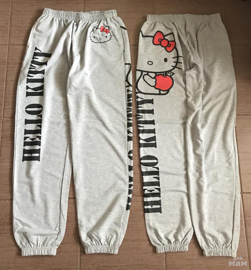 Штаны хелло китти. Штаны hello Kitty Bershka. Бершка штаны Хэллоу Китти. Штаны Хелло Китти твое.