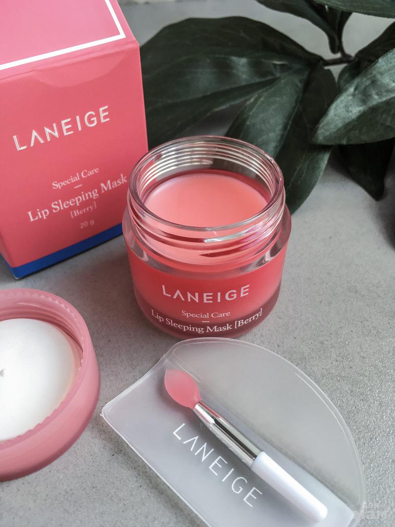 Laneige для губ. Ночная маска для губ Laneige. Линейдж маска для губ ночная. Ночная маска для губ Laneige оригинал. Lineage маска для губ.