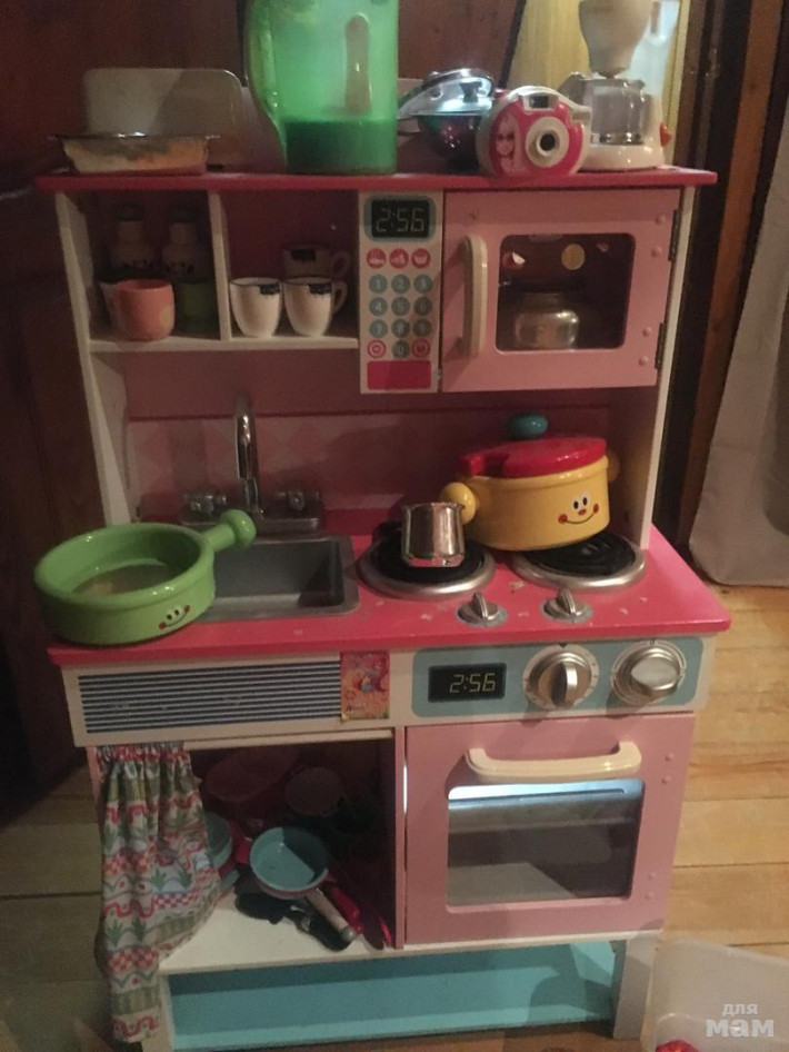 Кухня-чемодан. Игровой набор для девочек / Game set for girls.